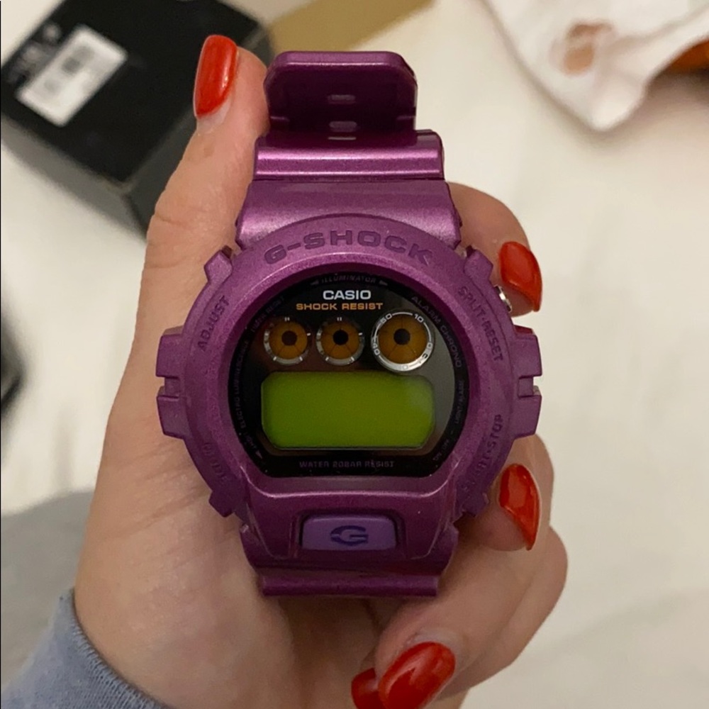 G-Shock Watch Purple DW6900NB-4
